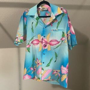 Hilo Hattie Hawaiian shirt